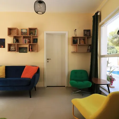 Family Friendly House With A Swimming Pool Rukavac, - 24700 * Vis