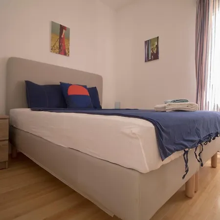 Family Friendly House With A Swimming Pool Rukavac, - 24700 * Vis