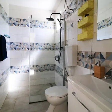 Family Friendly House With A Swimming Pool Rukavac, - 24700 * Vis