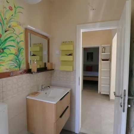 Family Friendly House With A Swimming Pool Rukavac, - 24700 Feriehus