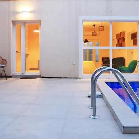 Feriehus Family Friendly House With A Swimming Pool Rukavac, - 24700 Vis